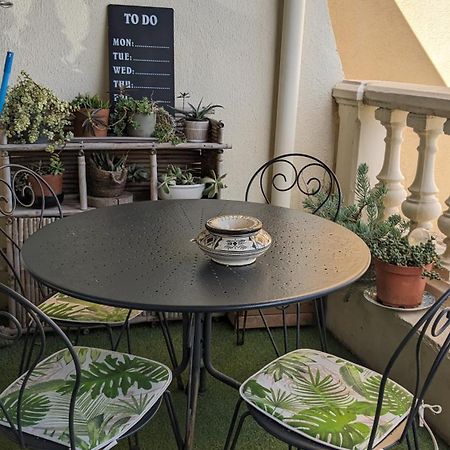 T3 Avec Terrasse Avec Vue Exceptionnelle Sur Les Quais De Sete Apartment ภายนอก รูปภาพ